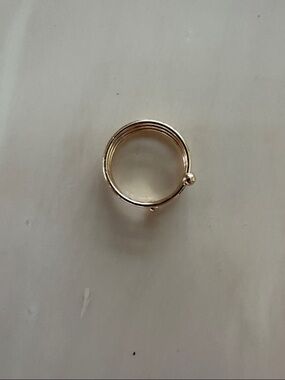 Gold cool ring for women